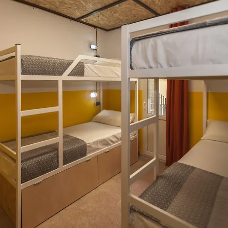 Albergue Loft Group Lloret de Mar