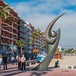 Hostel Loft Group Lloret de Mar