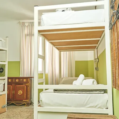 Loft Group Ostello *