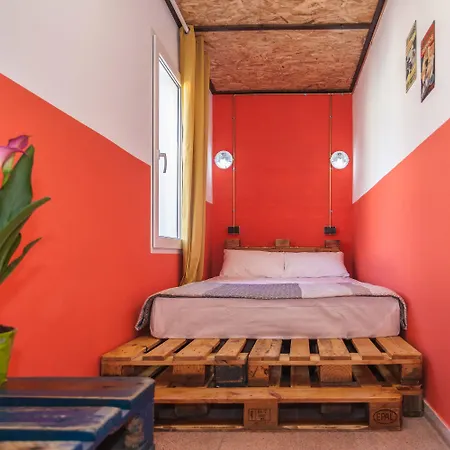 Loft Group Hostel Λορέτ Ντε Μαρ