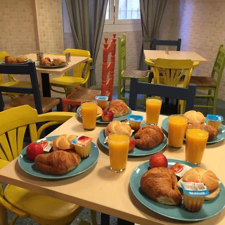 Loft Group Hostel Lloret de Mar