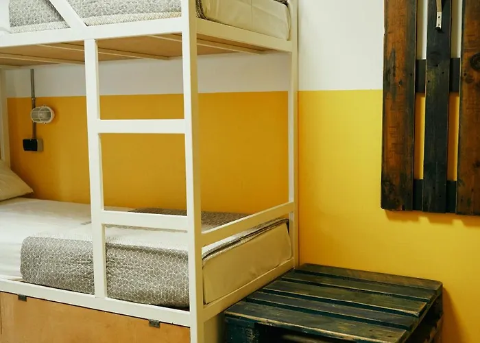 Loft Group Vandrarhem Lloret de Mar