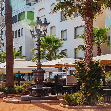 Loft Group 호스텔